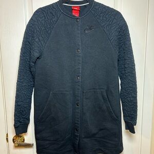 Nike Women’s embroidered Long Black cardigan/Jacket XS Pockets logo obo